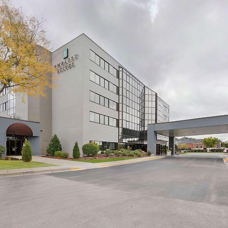 Embassy Suites By Hilton Milwaukee Brookfield Exteriér fotografie