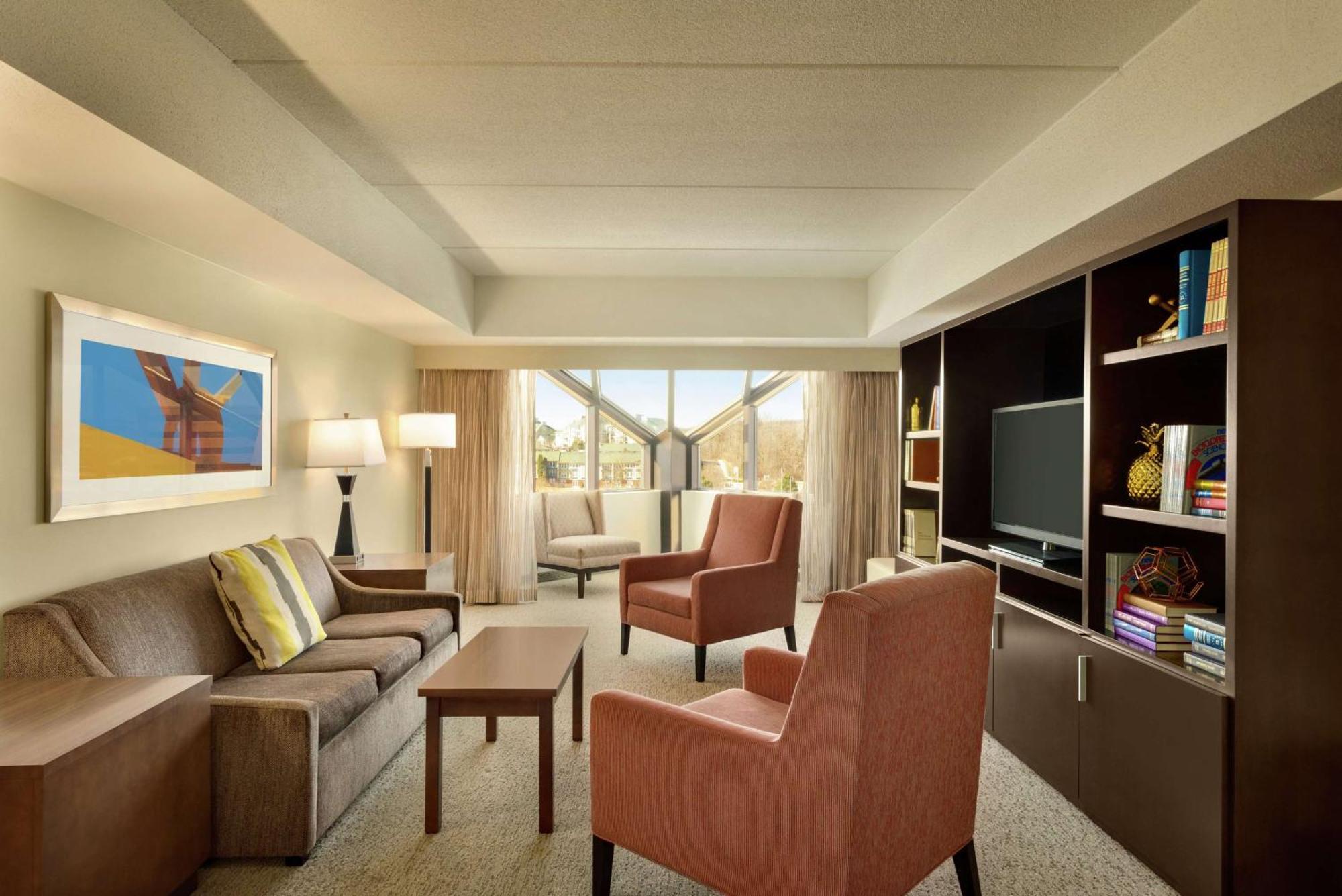 Embassy Suites By Hilton Milwaukee Brookfield Exteriér fotografie